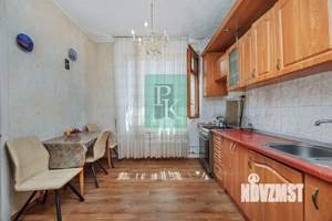 2-к квартира, вторичка, 70м2, 1/2 этаж
