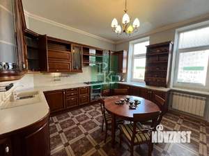 4-к квартира, вторичка, 131м2, 5/6 этаж