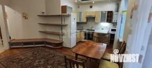 3-к квартира, вторичка, 74м2, 1/3 этаж
