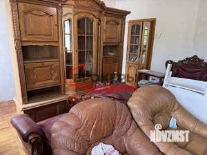 3-к квартира, вторичка, 100м2, 2/3 этаж