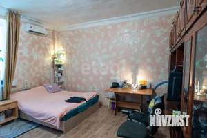 2-к квартира, вторичка, 61м2, 2/2 этаж