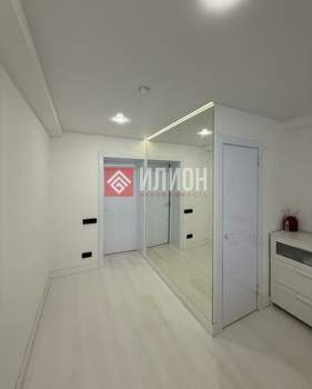 2-к квартира, вторичка, 68м2, 1/5 этаж