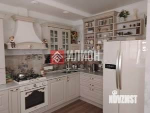 4-к квартира, вторичка, 142м2, 1/5 этаж