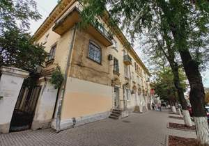 3-к квартира, вторичка, 90м2, 3/3 этаж