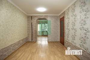 4-к квартира, вторичка, 104м2, 1/5 этаж
