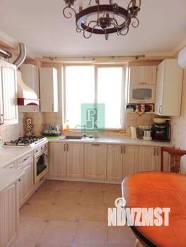 3-к квартира, вторичка, 87м2, 2/5 этаж