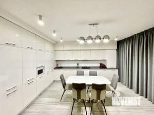 2-к квартира, вторичка, 74м2, 1/10 этаж