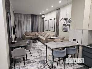 2-к квартира, вторичка, 58м2, 1/9 этаж