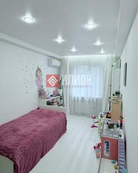 2-к квартира, вторичка, 68м2, 1/5 этаж