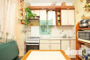 2-к квартира, вторичка, 40м2, 1/5 этаж