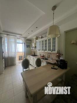 4-к квартира, вторичка, 119м2, 3/5 этаж