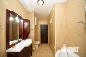 3-к квартира, вторичка, 107м2, 2/10 этаж