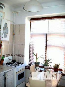 2-к квартира, вторичка, 50м2, 3/3 этаж