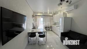 2-к квартира, вторичка, 80м2, 1/5 этаж
