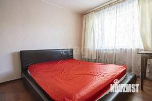 2-к квартира, вторичка, 45м2, 1/4 этаж