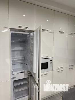 2-к квартира, вторичка, 74м2, 1/10 этаж