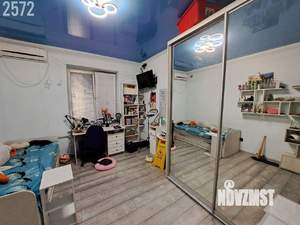 3-к квартира, вторичка, 74м2, 1/2 этаж