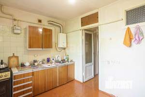 2-к квартира, вторичка, 56м2, 1/5 этаж