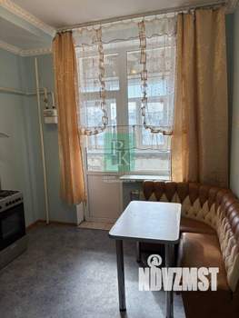 1-к квартира, вторичка, 42м2, 4/5 этаж