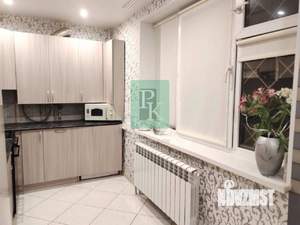 2-к квартира, вторичка, 58м2, 1/5 этаж