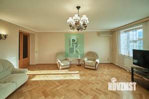 5-к квартира, вторичка, 144м2, 2/5 этаж