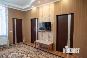 3-к квартира, вторичка, 60м2, 1/1 этаж