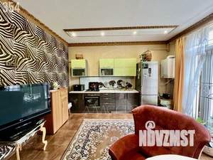 4-к квартира, вторичка, 165м2, 1/3 этаж