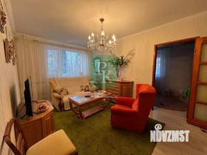 2-к квартира, вторичка, 42м2, 1/5 этаж