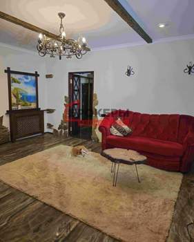 3-к квартира, вторичка, 86м2, 1/2 этаж