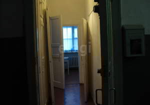 2-к квартира, вторичка, 42м2, 1/3 этаж