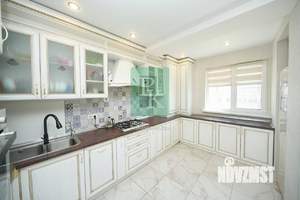 4-к квартира, вторичка, 121м2, 1/5 этаж