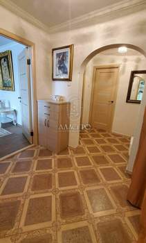 2-к квартира, вторичка, 64м2, 5/10 этаж