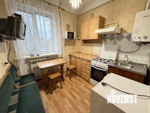 2-к квартира, вторичка, 42м2, 2/4 этаж