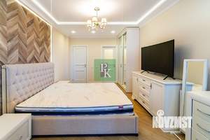 3-к квартира, вторичка, 93м2, 1/13 этаж