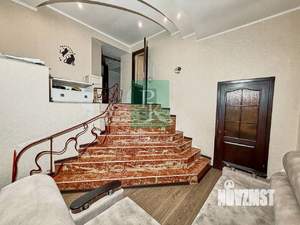 2-к квартира, вторичка, 67м2, 1/3 этаж