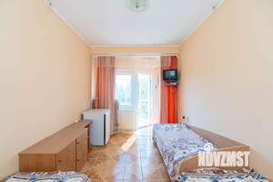 Студия квартира, вторичка, 17м2, 1/3 этаж