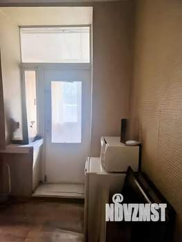 2-к квартира, вторичка, 43м2, 1/4 этаж