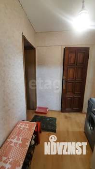 2-к квартира, вторичка, 42м2, 1/5 этаж