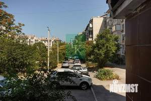 3-к квартира, вторичка, 65м2, 1/5 этаж