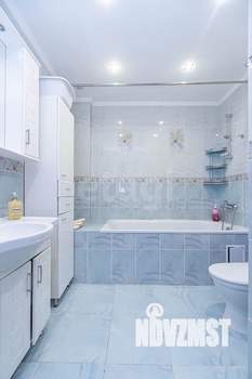 Студия квартира, вторичка, 43м2, 3/9 этаж