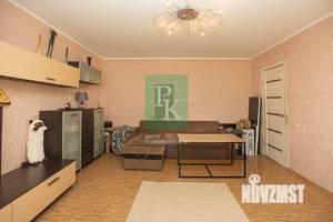 2-к квартира, вторичка, 63м2, 1/9 этаж