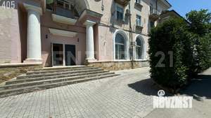 3-к квартира, вторичка, 102м2, 1/3 этаж