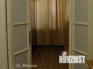 2-к квартира, вторичка, 52м2, 1/3 этаж