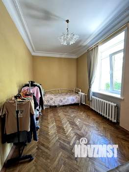 1-к квартира, вторичка, 35м2, 1/4 этаж