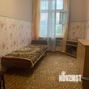 2-к квартира, вторичка, 42м2, 1/2 этаж