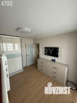 2-к квартира, вторичка, 56м2, 8/9 этаж