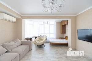 2-к квартира, вторичка, 70м2, 8/10 этаж