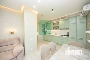 3-к квартира, вторичка, 79м2, 8/10 этаж