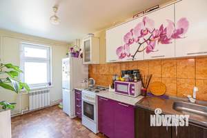 2-к квартира, вторичка, 61м2, 9/10 этаж