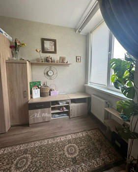 3-к квартира, вторичка, 70м2, 2/10 этаж
